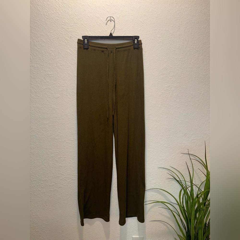 Women’s Olive Green Lounge Pants